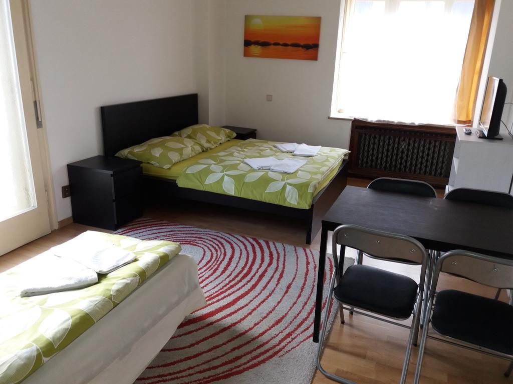 Apartments Tronicek Prague Ngoại thất bức ảnh